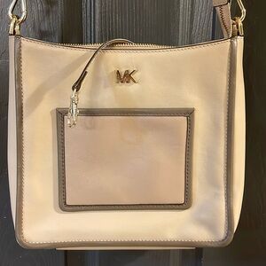 Michael Kors Crossbody Bag